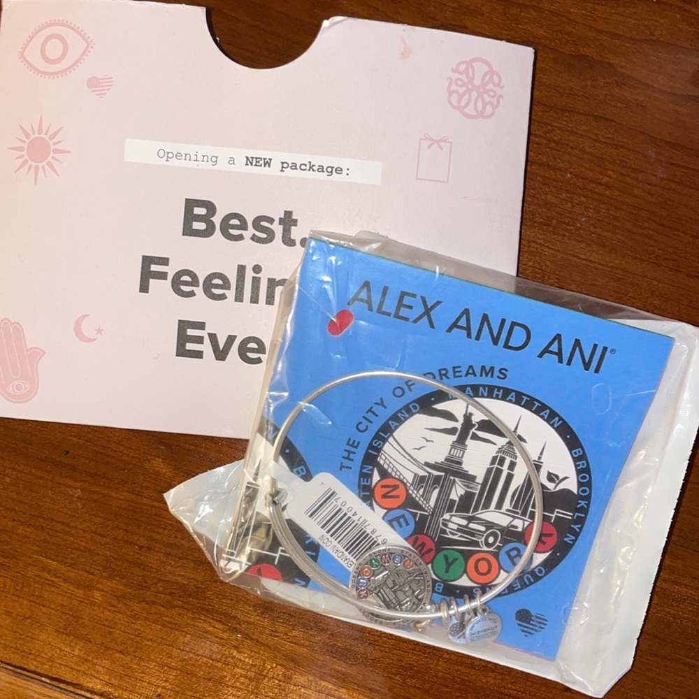 Alex and Ani NWT “New York” bracelet